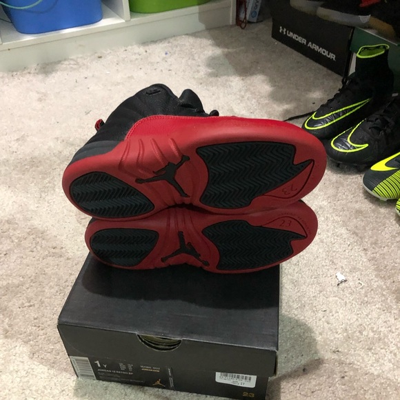 Air Jordan Retro Flu Game 12s - Picture 3 of 4